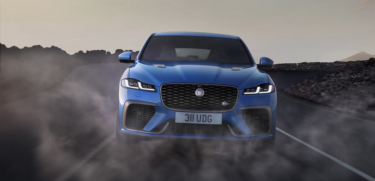 Jaguar f Pace фары