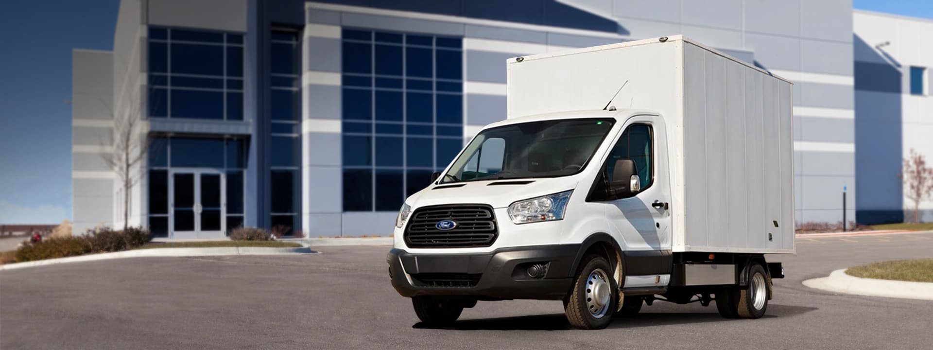 Ford Transit Бортовая платформа с тентом купить в кредит, цена Ford Transit  Бортовая платформа с тентом