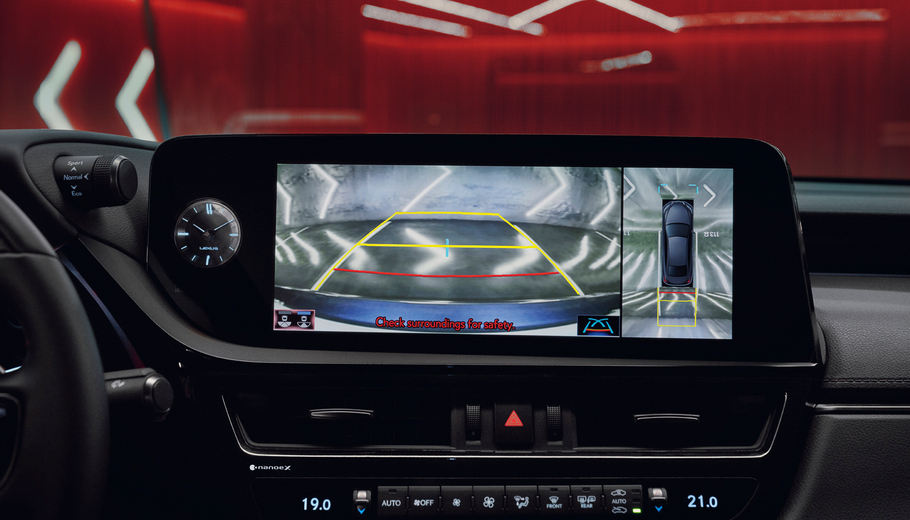 Комплекс систем активной безопасности Lexus Safety System +