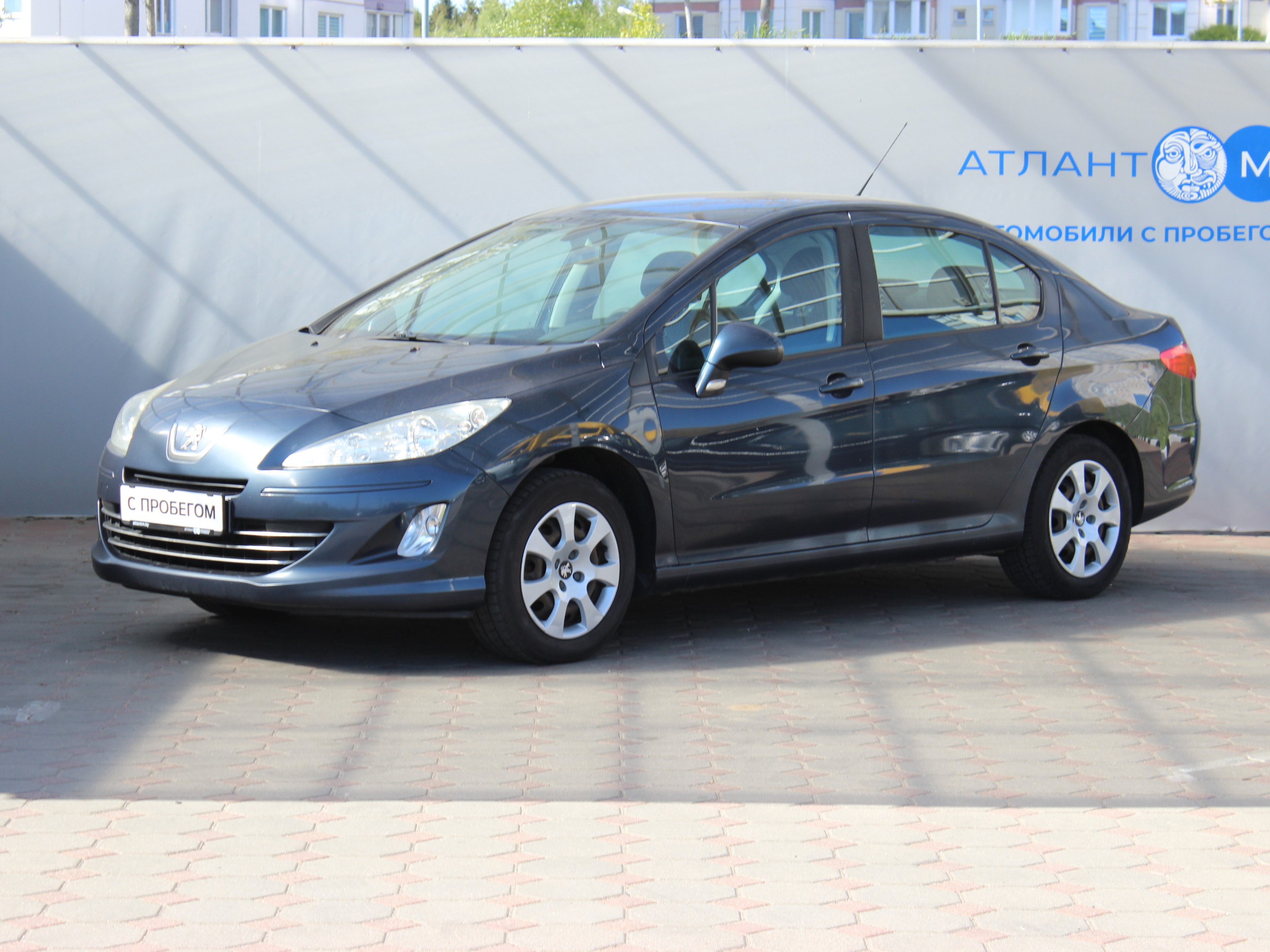 Peugeot 408