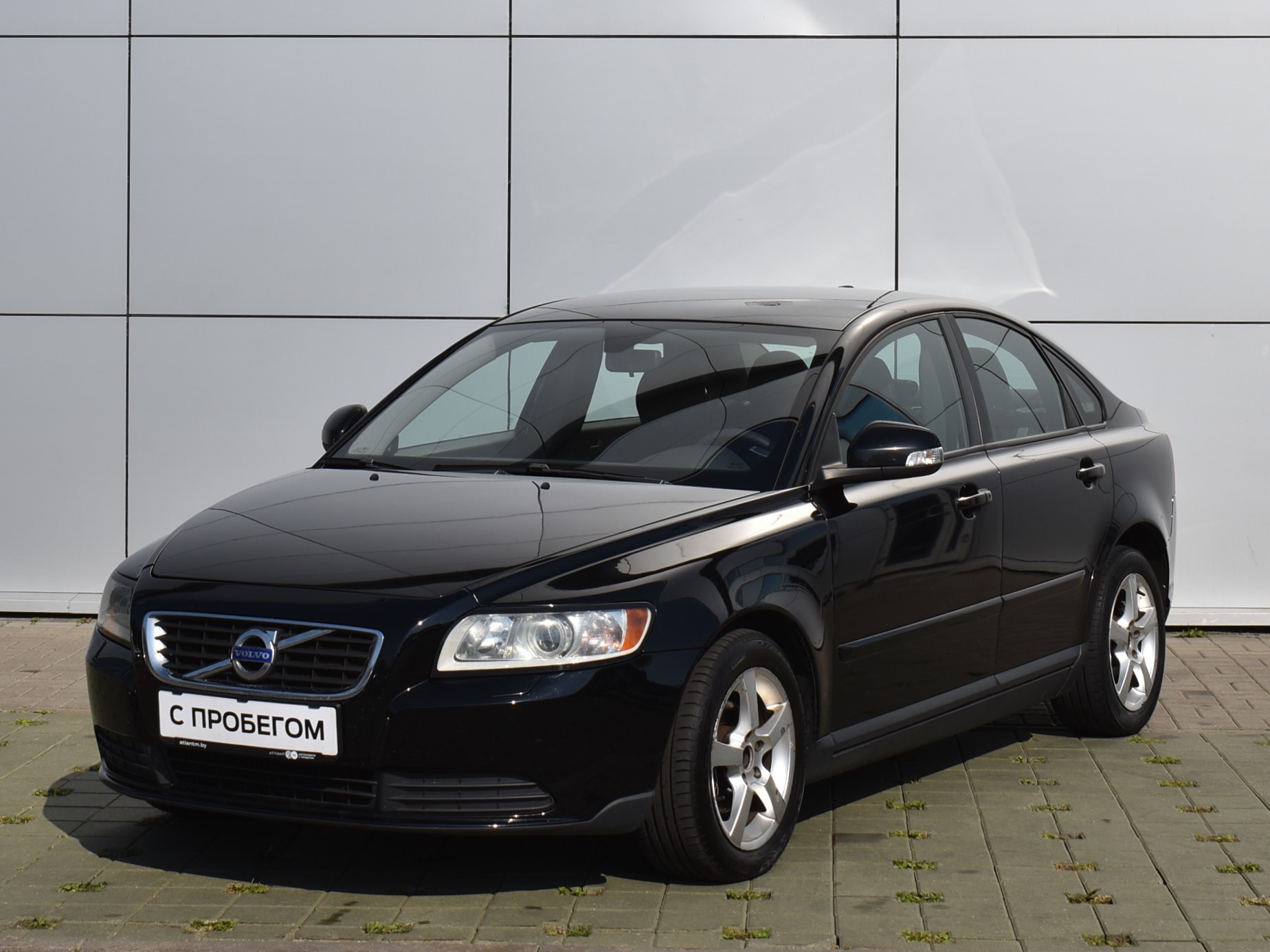 S40